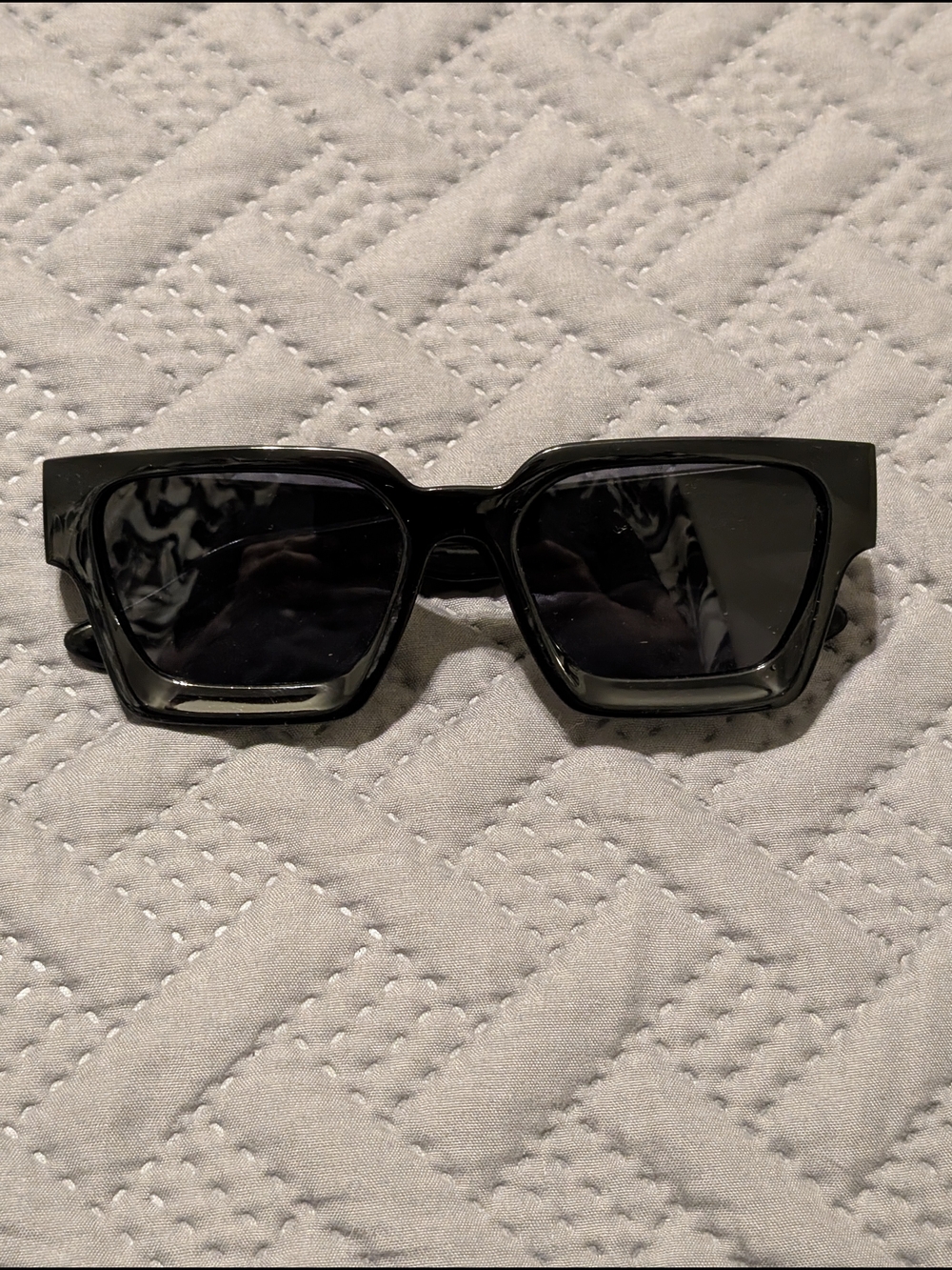 Retro Square Sunglasses for Men Women Trendy Thick Rectangle Chunky Frame Black